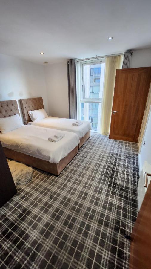 Luxury 2 Bed Apartment Excel London Eksteriør billede