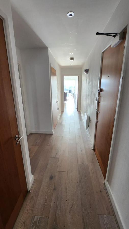 Luxury 2 Bed Apartment Excel London Eksteriør billede